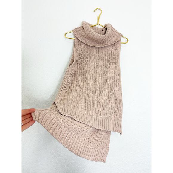 7 For All Mankind Tan Knit Sleeveless Sweater Sz Medium Turtleneck Quiet Luxury - Picture 10 of 12